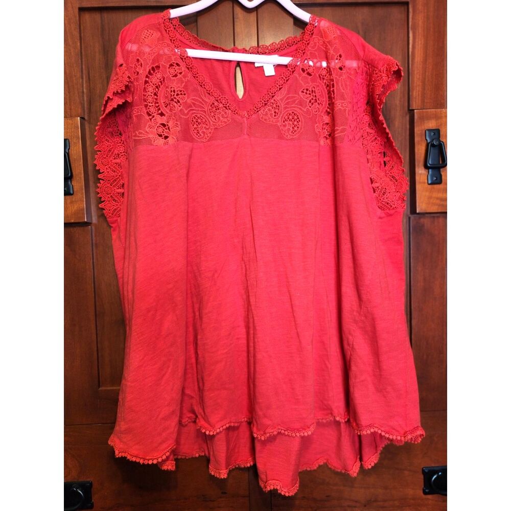 LOGO Lavish Red Lave Accent Top Sleeveless Scalloped Hem Women's Size 2X
